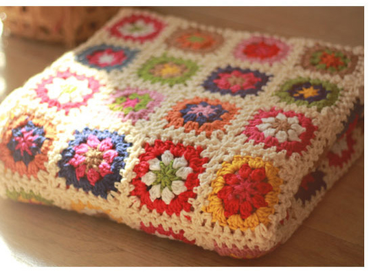 Y-F 150*100 Crocheted Bohemian Gypsy Gorgeous Vintage Decor Lap Rug Daisy Granny Square Comfort Bed Blanket Throw
