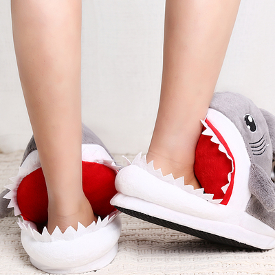 Y-Z Winter Cartoon Animal Soft Warm Fuzzy Shark Shoes Funny Fluffy House Indoor Floor slippers