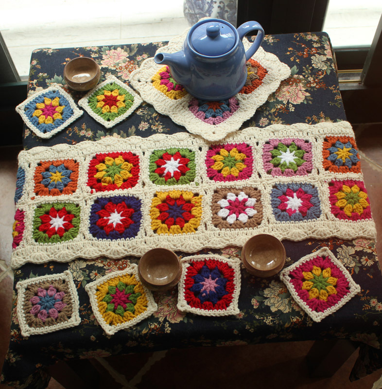 Y-F Nordic Country Rustic Crochet Blanket Farmhouse Plaid Flower Table Runner Teapot Pad coaster Set